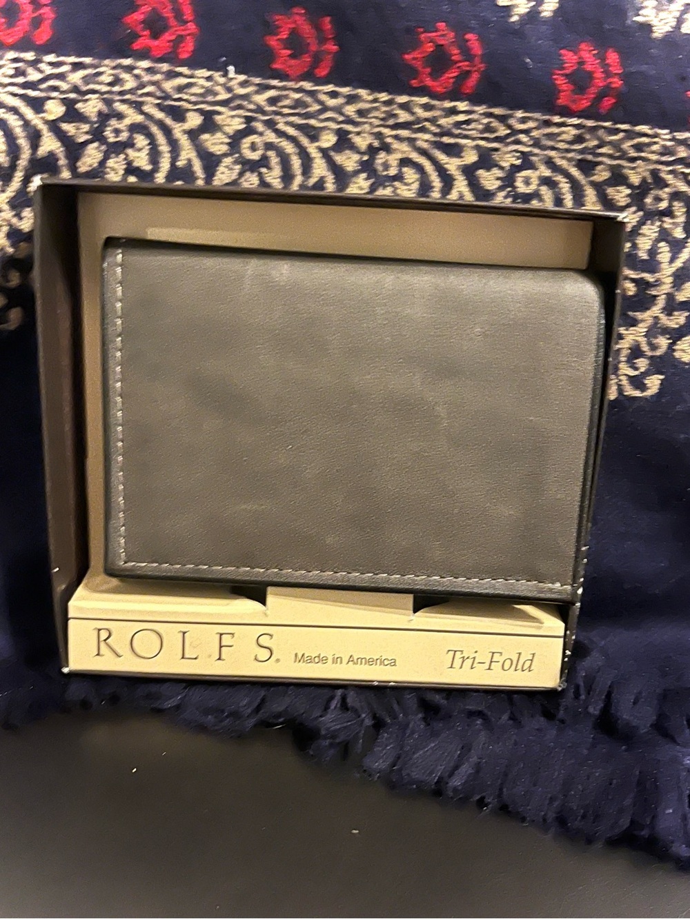 Rolfs Black Tri-Fold Leather Key & Card Holder